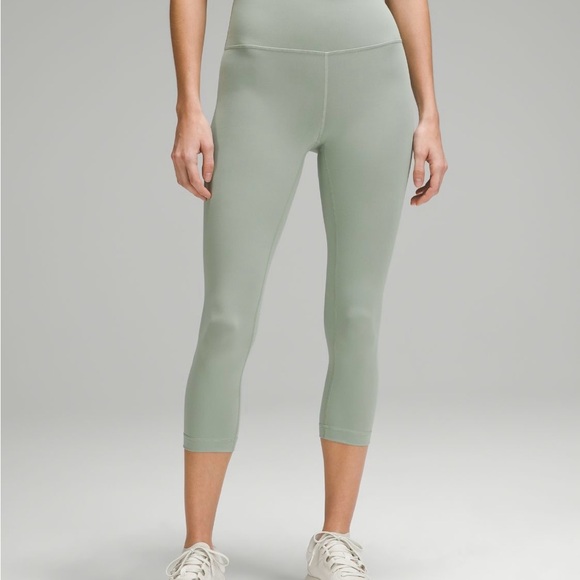 Lululemon Wunder Train Cropped Leggings Size 0 - Picture 2 of 10